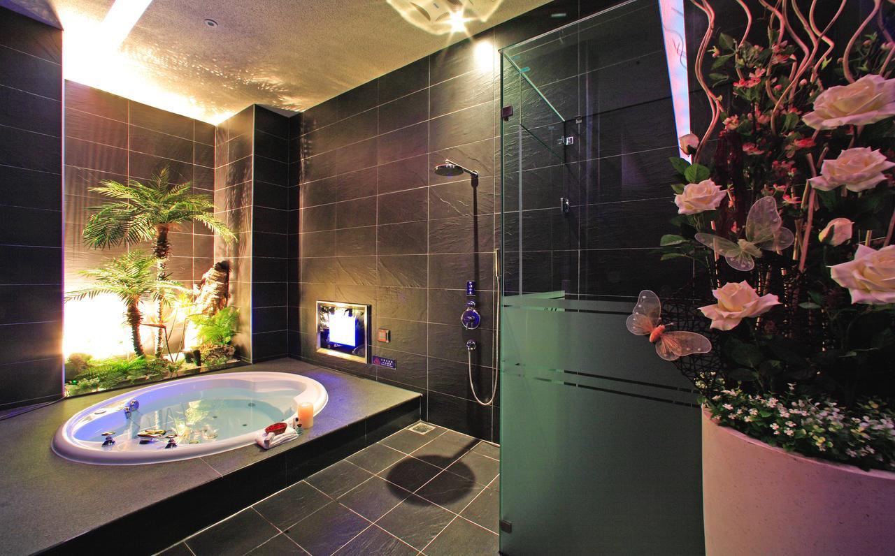 Blue Coast Spa Motel Keelung Exterior photo